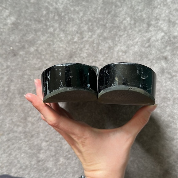 Channel CC Sandals - Picture 5 of 10